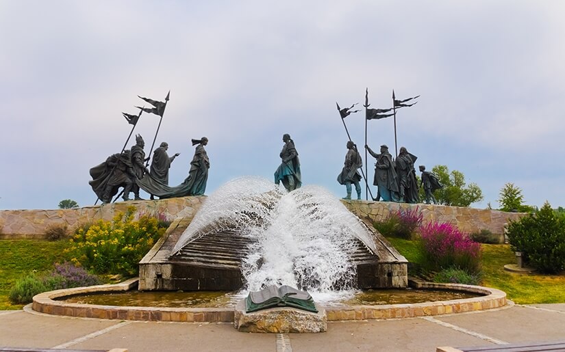 האנדרטה של הניבלונגים (Nibelungendenkmal)