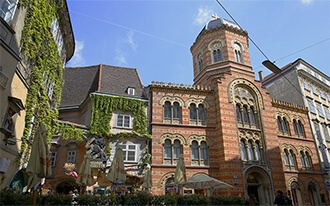 הכנסייה היוונית הקדושה - Holy Trinity Greek Church