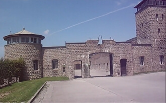 מחנה הריכוז מאוטהאוזן - Mauthausen Memorial