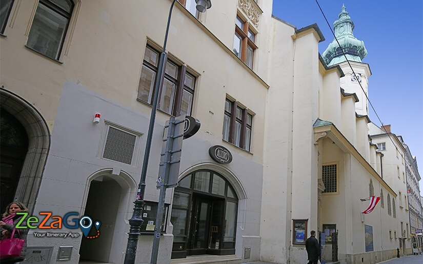 בכנסיית סנט אן מתקיימים מידי ערב קונצרטים של מוזיקה קלאסית
