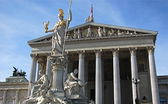 בית הפרלמנט - Austrian Parliament Building