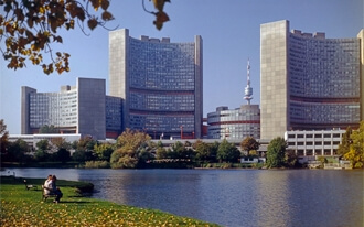 המרכז הבינלאומי של וינה - Vienna International center